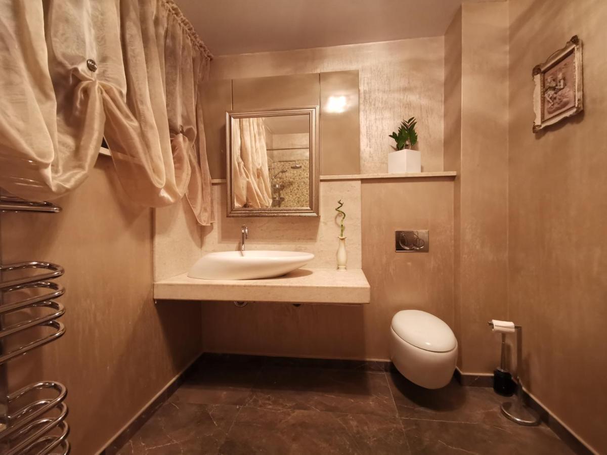 Kubiq Residence Giarmata ภายนอก รูปภาพ