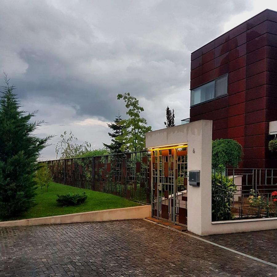 Kubiq Residence Giarmata ภายนอก รูปภาพ