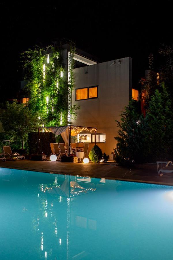 Kubiq Residence Giarmata ภายนอก รูปภาพ
