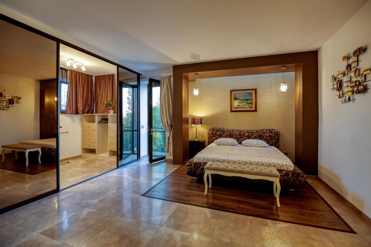 Kubiq Residence Giarmata ภายนอก รูปภาพ