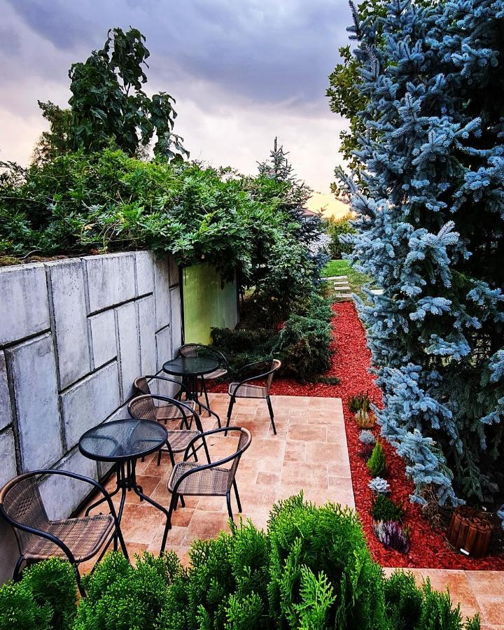 Kubiq Residence Giarmata ภายนอก รูปภาพ