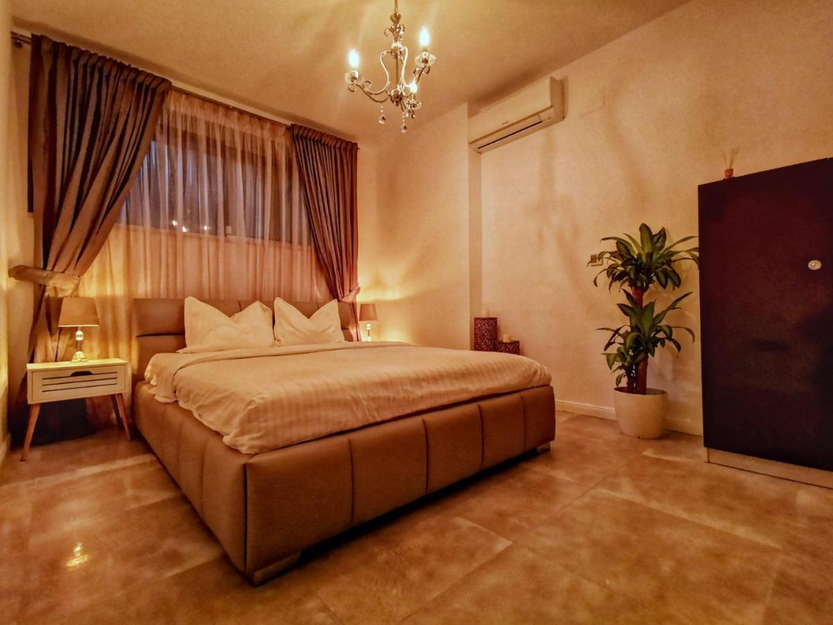 Kubiq Residence Giarmata ภายนอก รูปภาพ